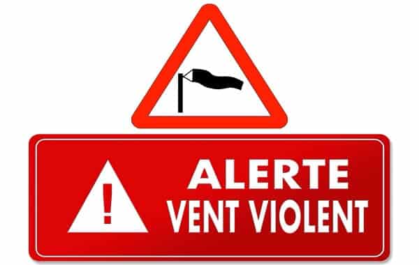 AVIS DE VENT FORT !